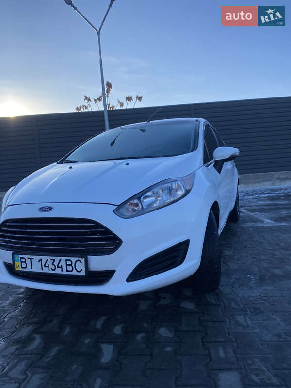 Хетчбек Ford Fiesta 2014 в Миколаєві фото 2 Хетчбек Ford Fiesta 2014 в Миколаєві