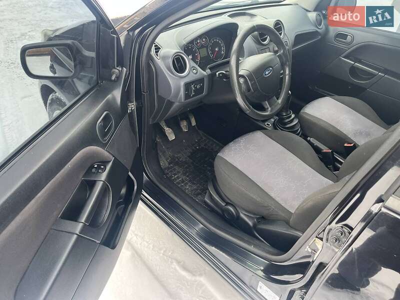 Хетчбек Ford Fiesta 2007 в Бару фото 8 Хетчбек Ford Fiesta 2007 в Бару