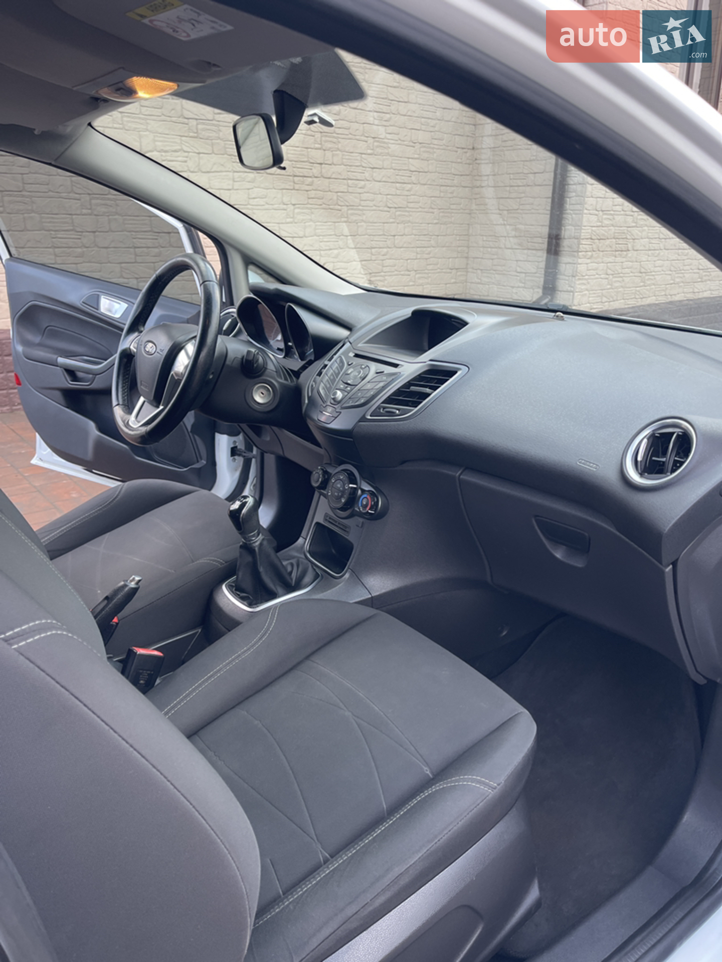 2015 Ford Fiesta - мініатюра 6