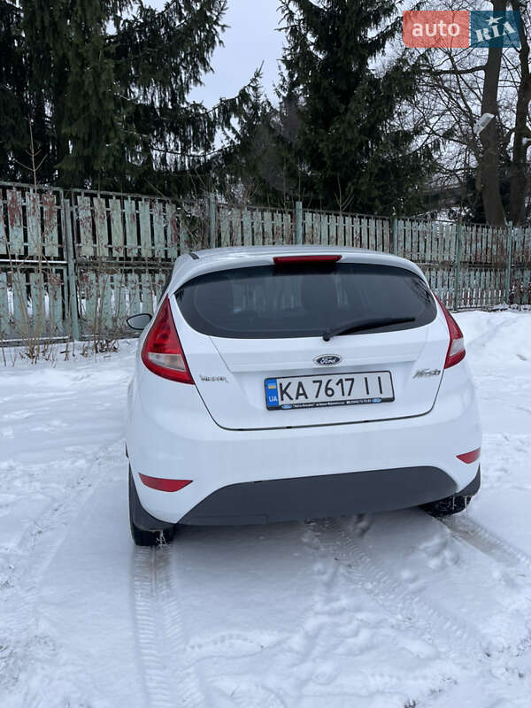 Хетчбек Ford Fiesta 2011 в Стрию фото 3 Хетчбек Ford Fiesta 2011 в Стрию