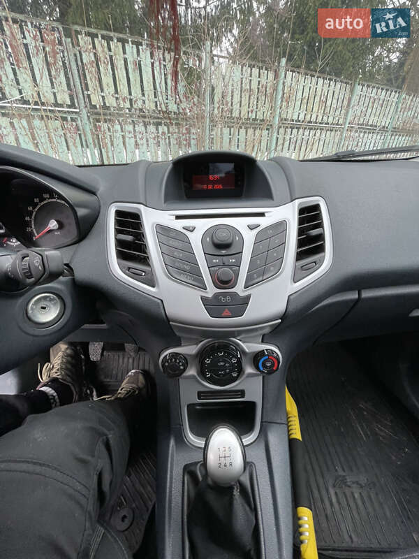 Хетчбек Ford Fiesta 2011 в Стрию фото 13 Хетчбек Ford Fiesta 2011 в Стрию