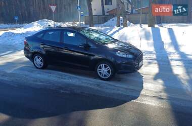 Седан Ford Fiesta 2015 в Житомире