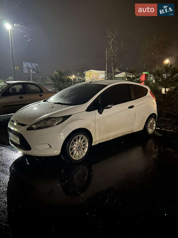 Хетчбек Ford Fiesta 2009 в Березівці