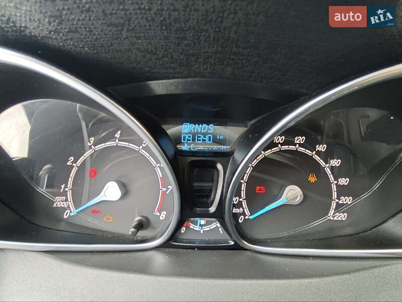 Хэтчбек Ford Fiesta 2014 в Виннице фото 10 Хэтчбек Ford Fiesta 2014 в Виннице
