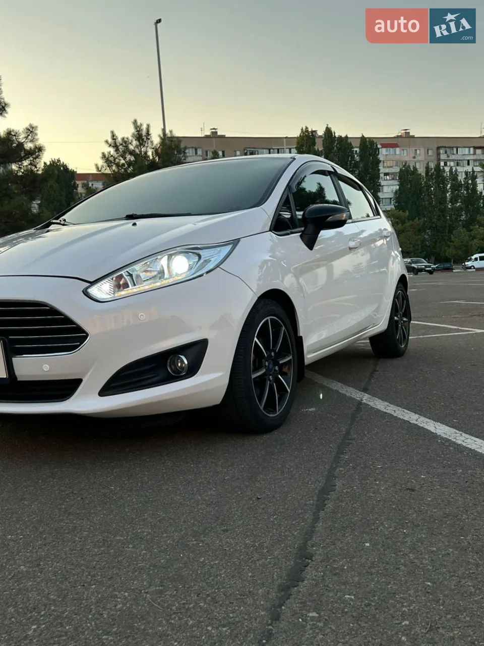 2016 Ford Fiesta - мініатюра 24