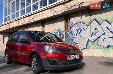 Хэтчбек Ford Fiesta 2006 в Днепре