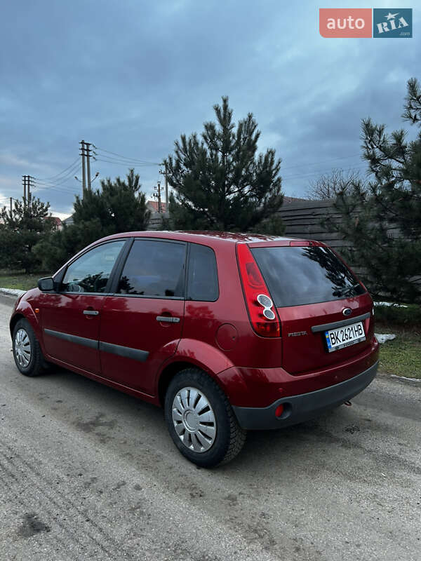 Хэтчбек Ford Fiesta 2007 в Одессе