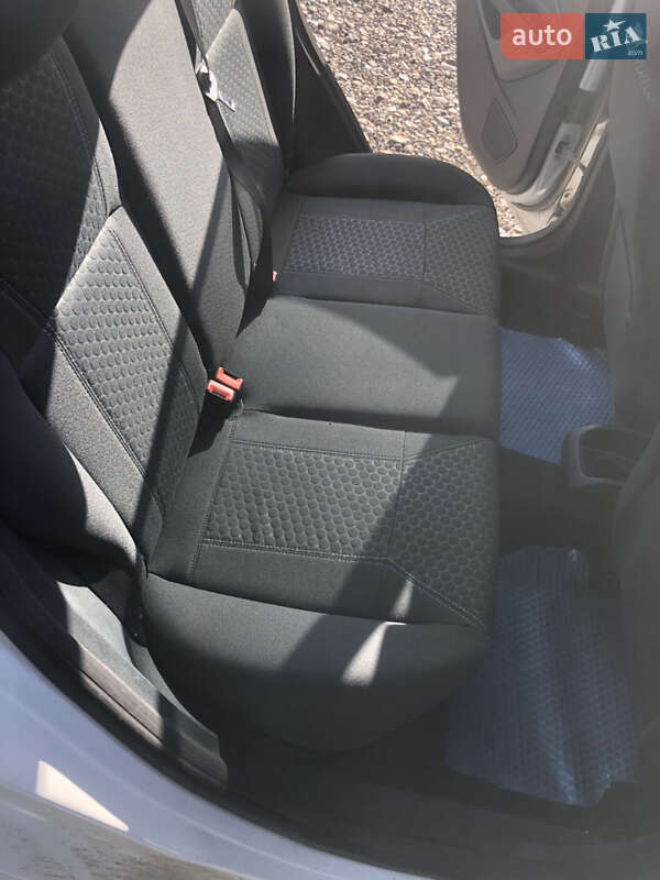 Хэтчбек Ford Fiesta 2009 в Новоднестровске
