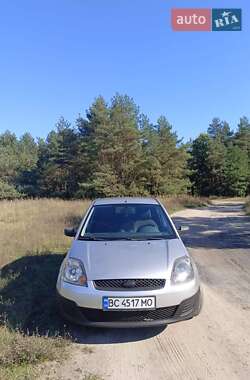 Хэтчбек Ford Fiesta 2006 в Шептицькому