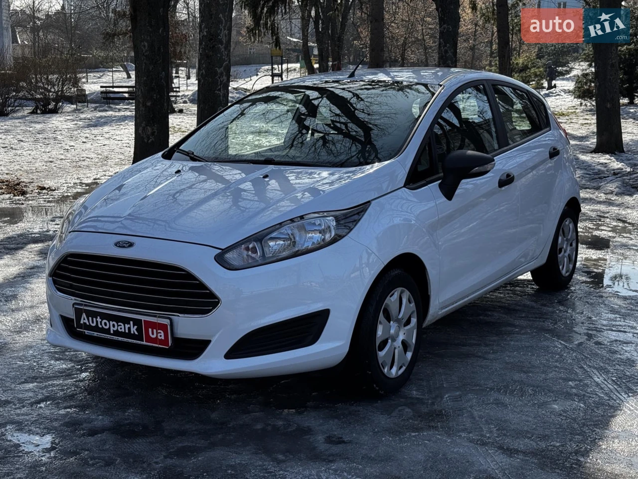 2013 Ford Fiesta - мініатюра 12