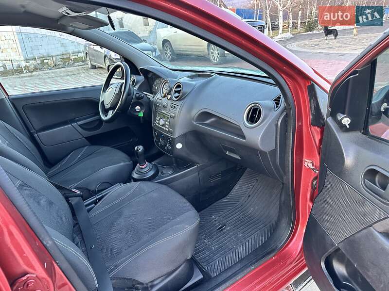 Хэтчбек Ford Fiesta 2006 в Черновцах фото 13 Хэтчбек Ford Fiesta 2006 в Черновцах