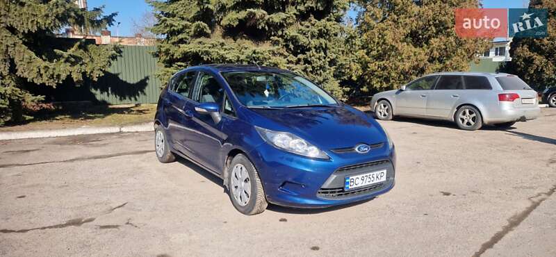 Хетчбек Ford Fiesta 2009 в Львові