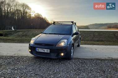 Хэтчбек Ford Fiesta 2008 в Днепре