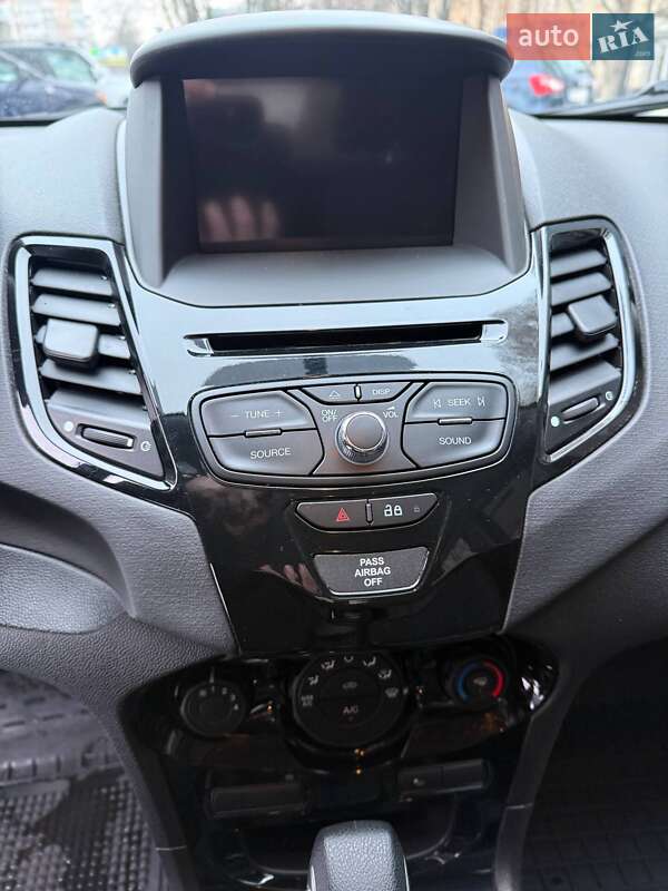 Хэтчбек Ford Fiesta 2019 в Полтаве фото 20 Хэтчбек Ford Fiesta 2019 в Полтаве
