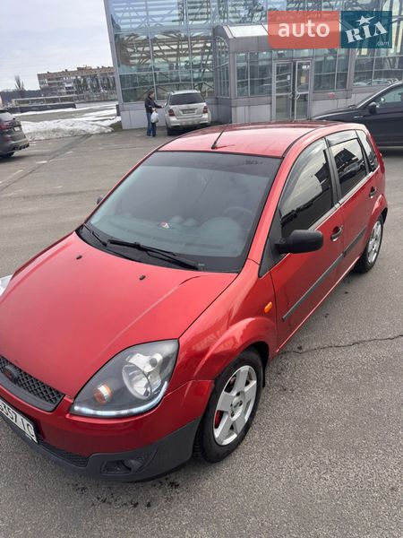 Хетчбек Ford Fiesta 2008 в Києві