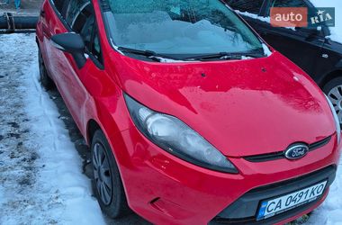 Хетчбек Ford Fiesta 2011 в Черкасах