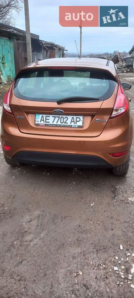 Хэтчбек Ford Fiesta 2013 в Днепре