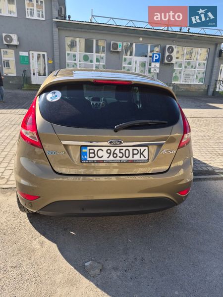 Хэтчбек Ford Fiesta 2011 в Стрые