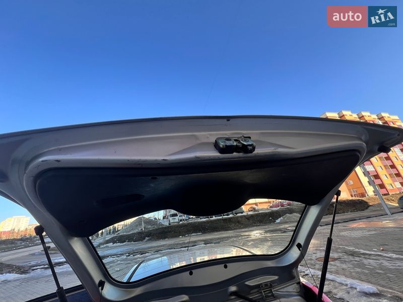 Хетчбек Ford Fiesta 2005 в Тернополі