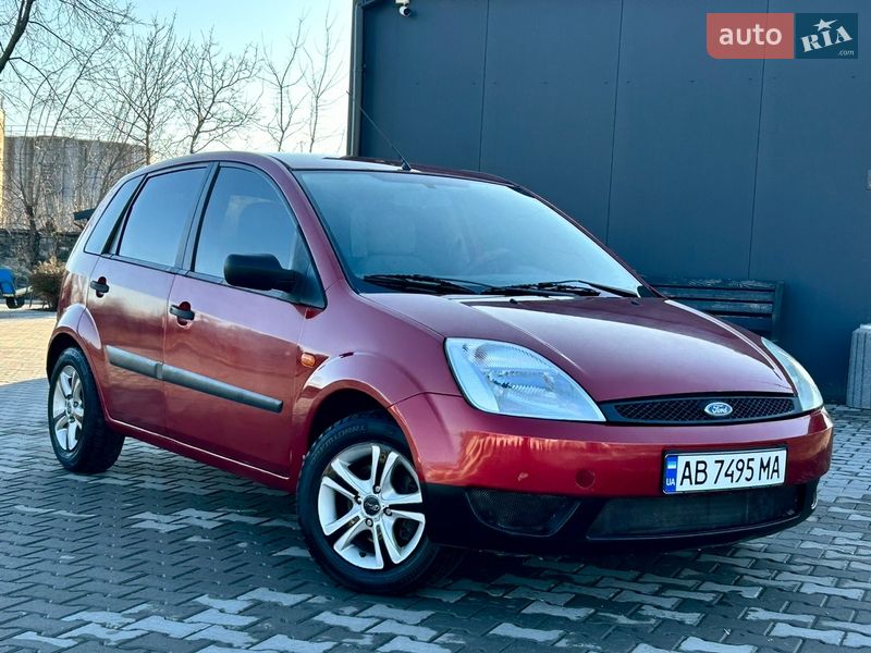 Хэтчбек Ford Fiesta 2006 в Вапнярке