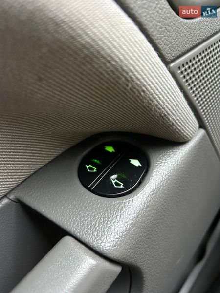 Хэтчбек Ford Fiesta 2006 в Вапнярке