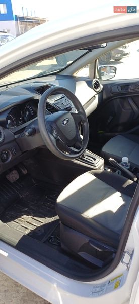 Седан Ford Fiesta 2018 в Києві