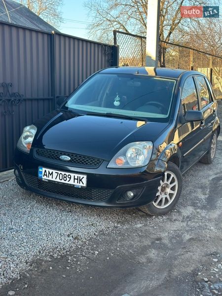 Хэтчбек Ford Fiesta 2006 в Житомире