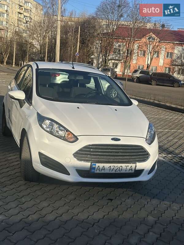 Хэтчбек Ford Fiesta 2017 в Луцке