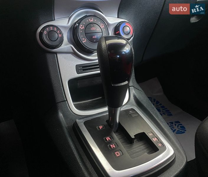 Хэтчбек Ford Fiesta 2011 в Львове