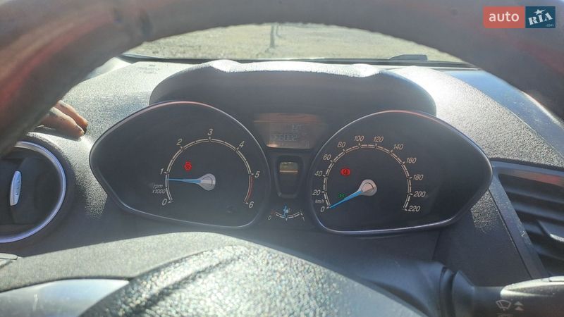 Хетчбек Ford Fiesta 2013 в Нікополі