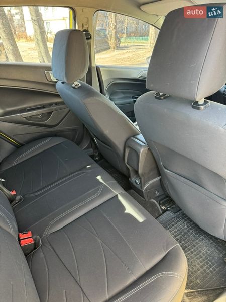 Хэтчбек Ford Fiesta 2013 в Киеве