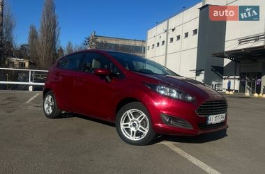 Хэтчбек Ford Fiesta 2017 в Киеве