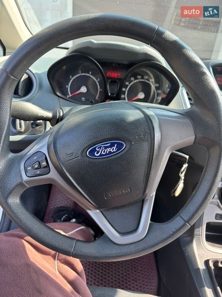 Хэтчбек Ford Fiesta 2010 в Любомле