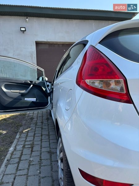 Хэтчбек Ford Fiesta 2010 в Любомле