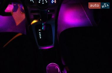 Седан Ford Fiesta 2016 в Львове