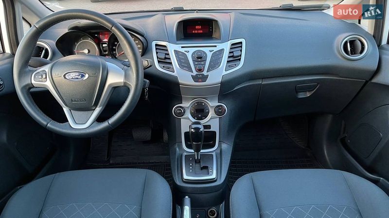 Хэтчбек Ford Fiesta 2011 в Хмельницком