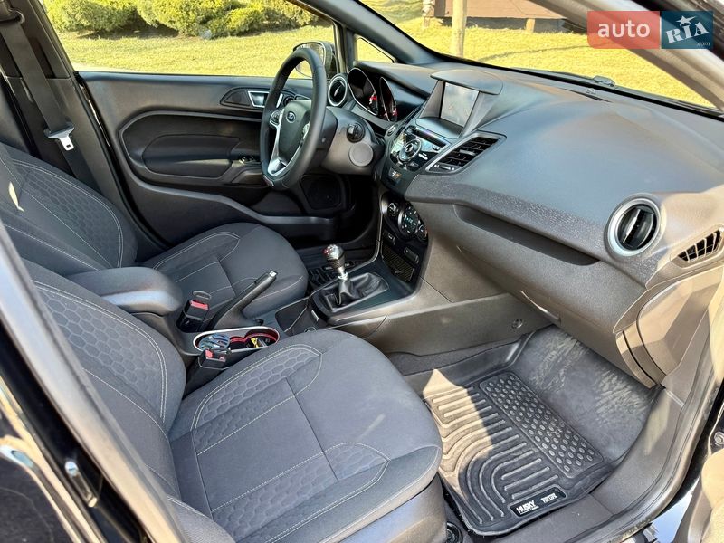Хэтчбек Ford Fiesta 2018 в Днепре