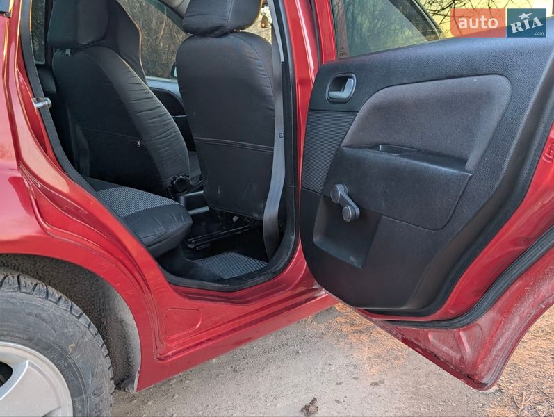 Хетчбек Ford Fiesta 2008 в Калинівці фото 25 Хетчбек Ford Fiesta 2008 в Калинівці
