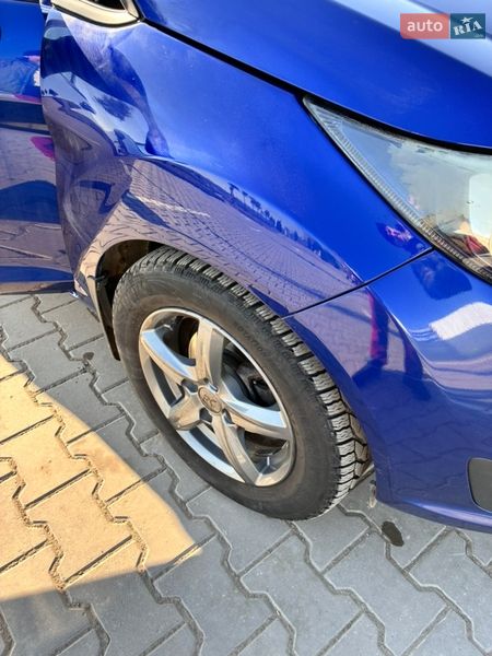 Хетчбек Ford Fiesta 2015 в Красилові