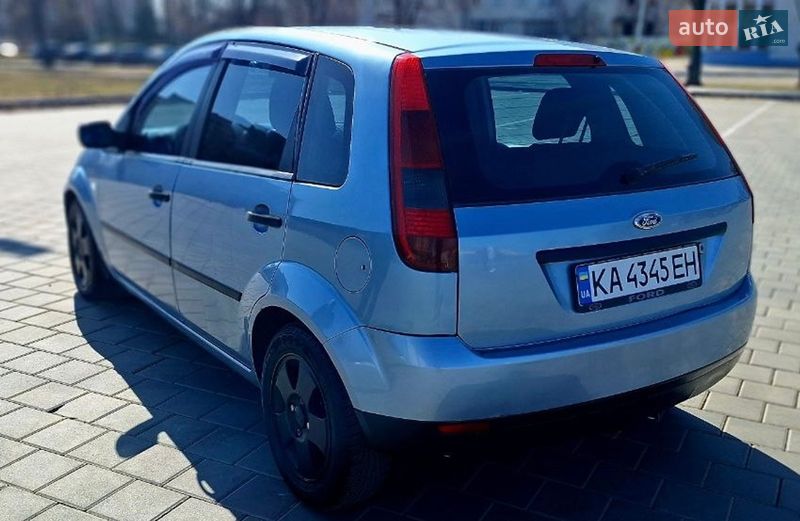 Хэтчбек Ford Fiesta 2005 в Черкассах