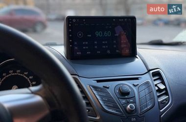 Хэтчбек Ford Fiesta 2013 в Одессе