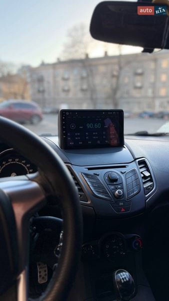 Хэтчбек Ford Fiesta 2013 в Одессе
