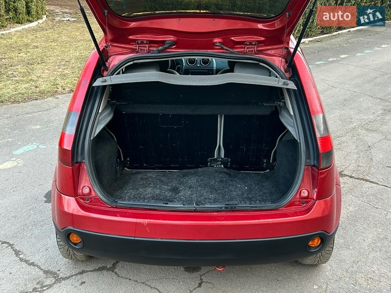 Хетчбек Ford Fiesta 2006 в Вапнярці