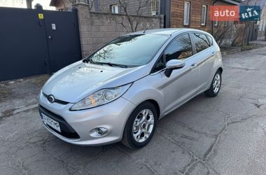 Хетчбек Ford Fiesta 2010 в Чернігові
