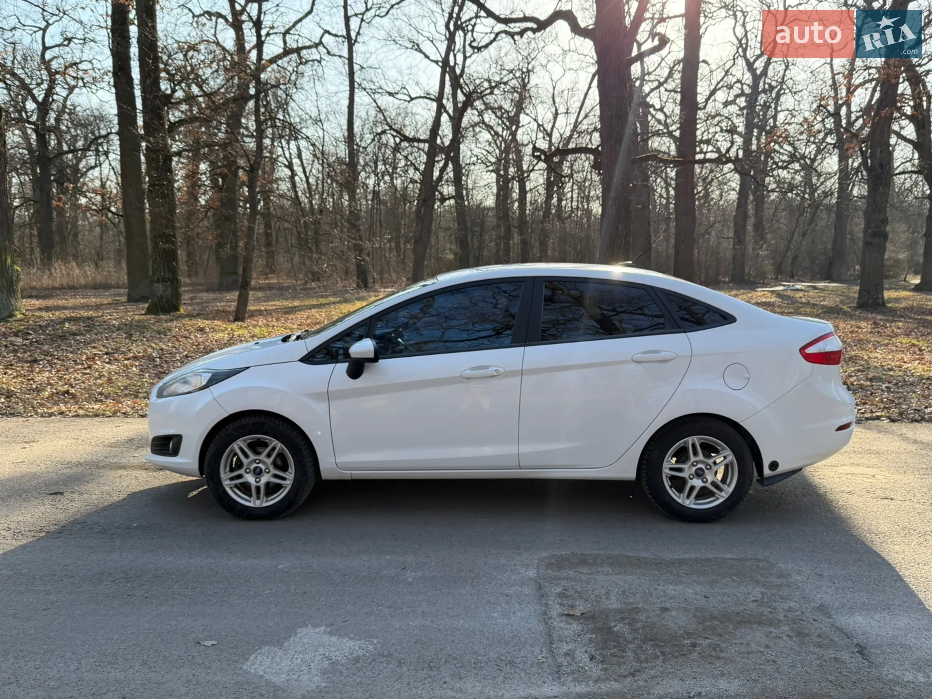 2019 Ford Fiesta - мініатюра 4