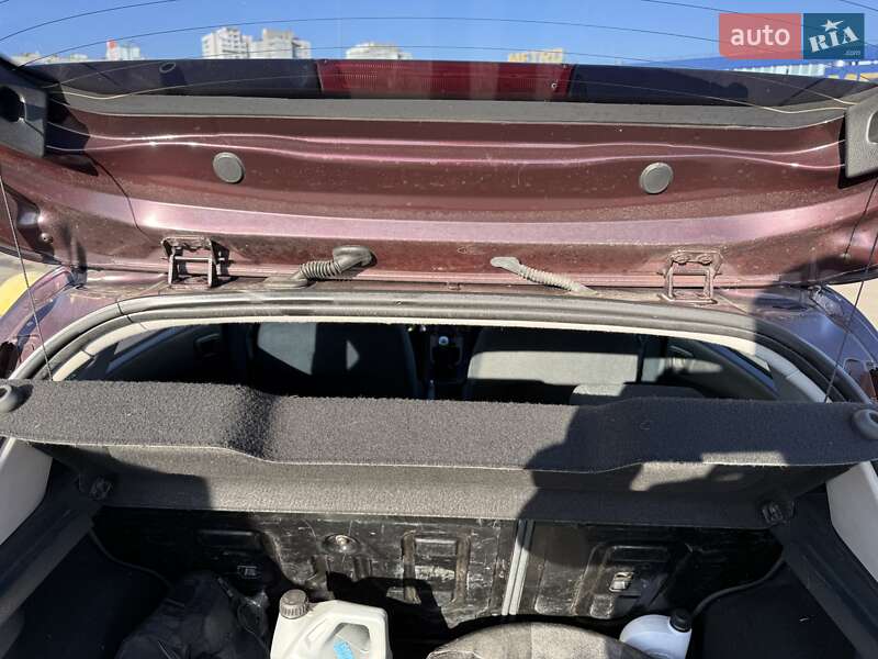 Хэтчбек Ford Fiesta 2010 в Киеве
