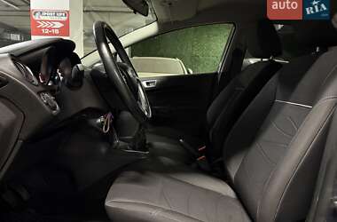 Хэтчбек Ford Fiesta 2013 в Киеве