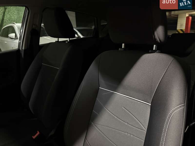 Хэтчбек Ford Fiesta 2013 в Киеве