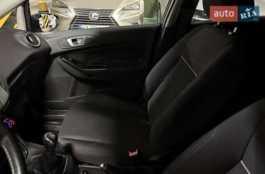 Хэтчбек Ford Fiesta 2013 в Киеве