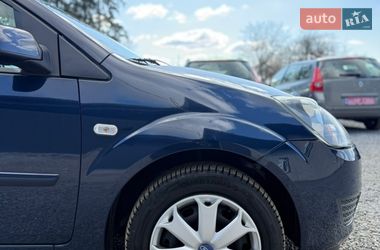 Хэтчбек Ford Fiesta 2008 в Луцке
